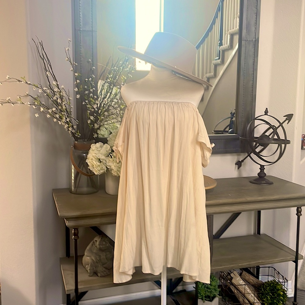 Adorable nude peach dress